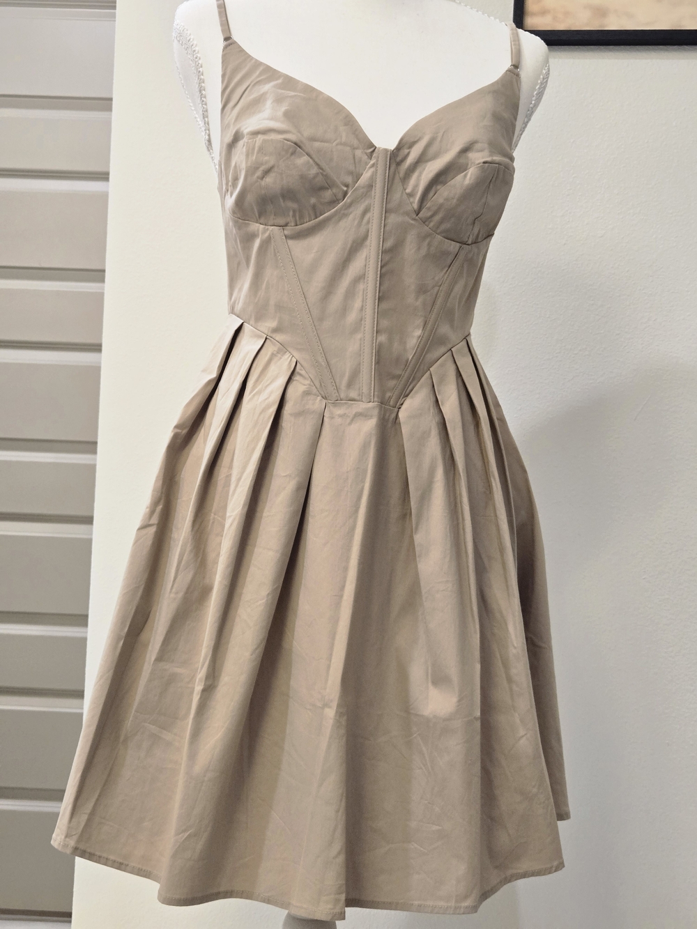 Vici NWT Taupe Bustier Pleated Mini Dress Small Cottagecore